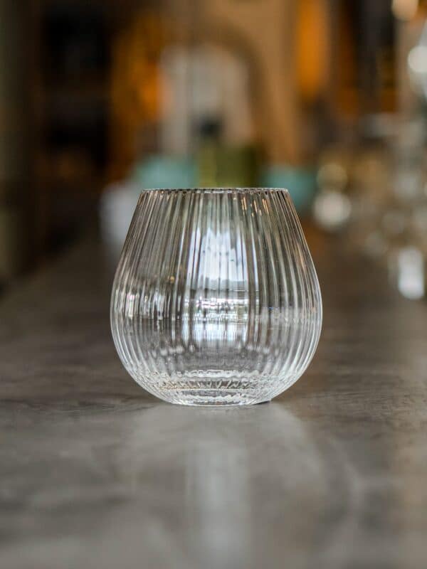 Hayworth Stemless